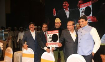 Jackie Shroff at the road safety event organised by the government of Maharashtra